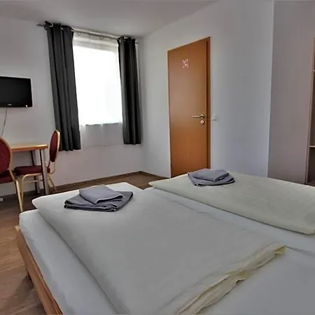 A.b. Otel *